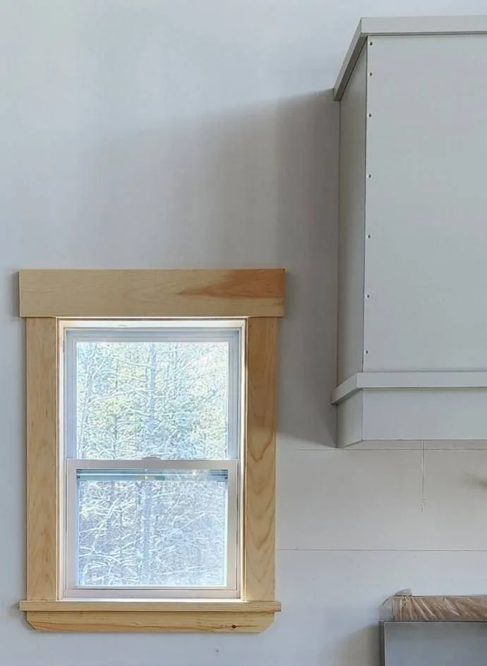 Craftsman window trim